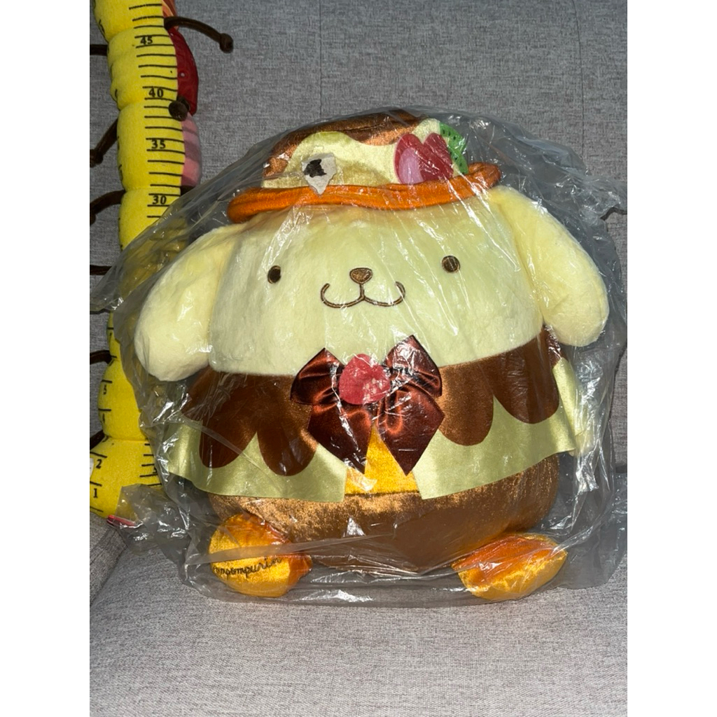 Boneka Pompompurin sanrio furyu toreba