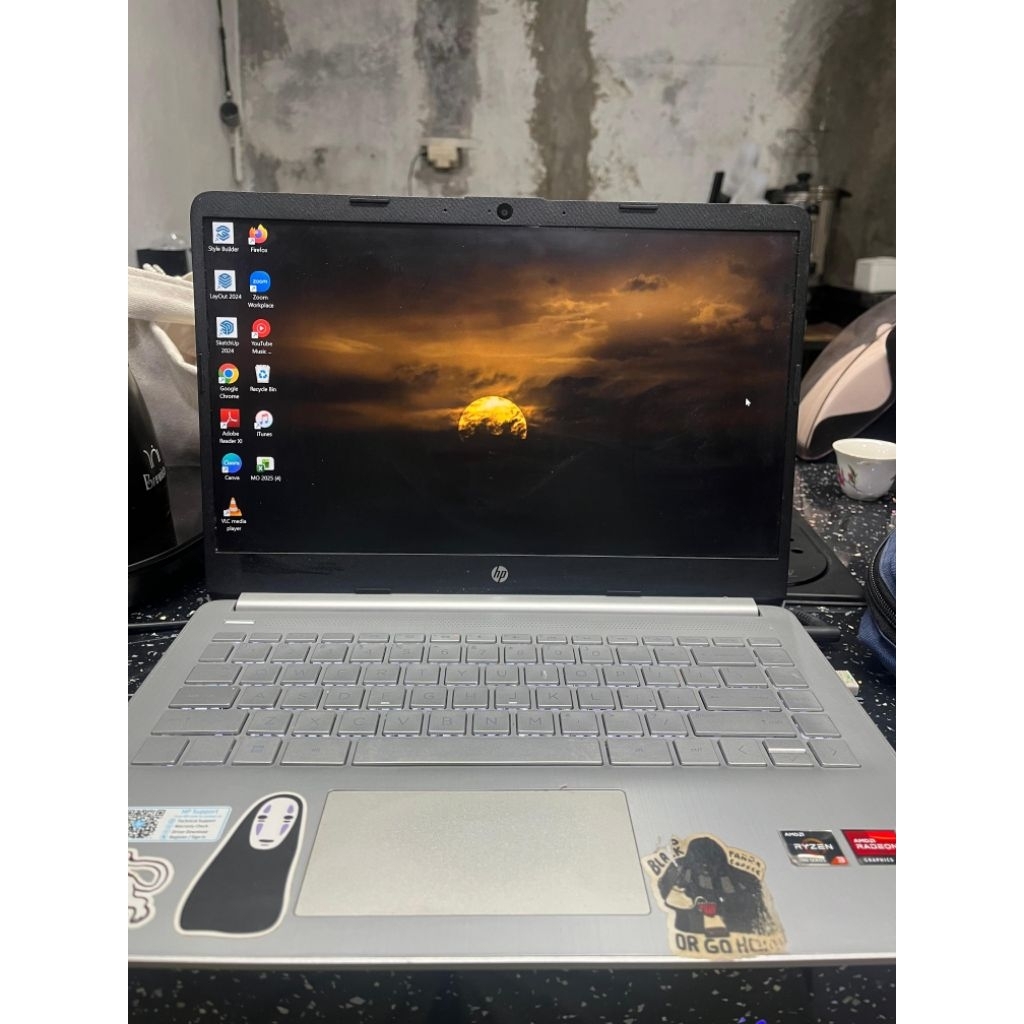 Laptop HP Hewlett Packard 14s-fq1009au Ryzen 3 Normal Tested