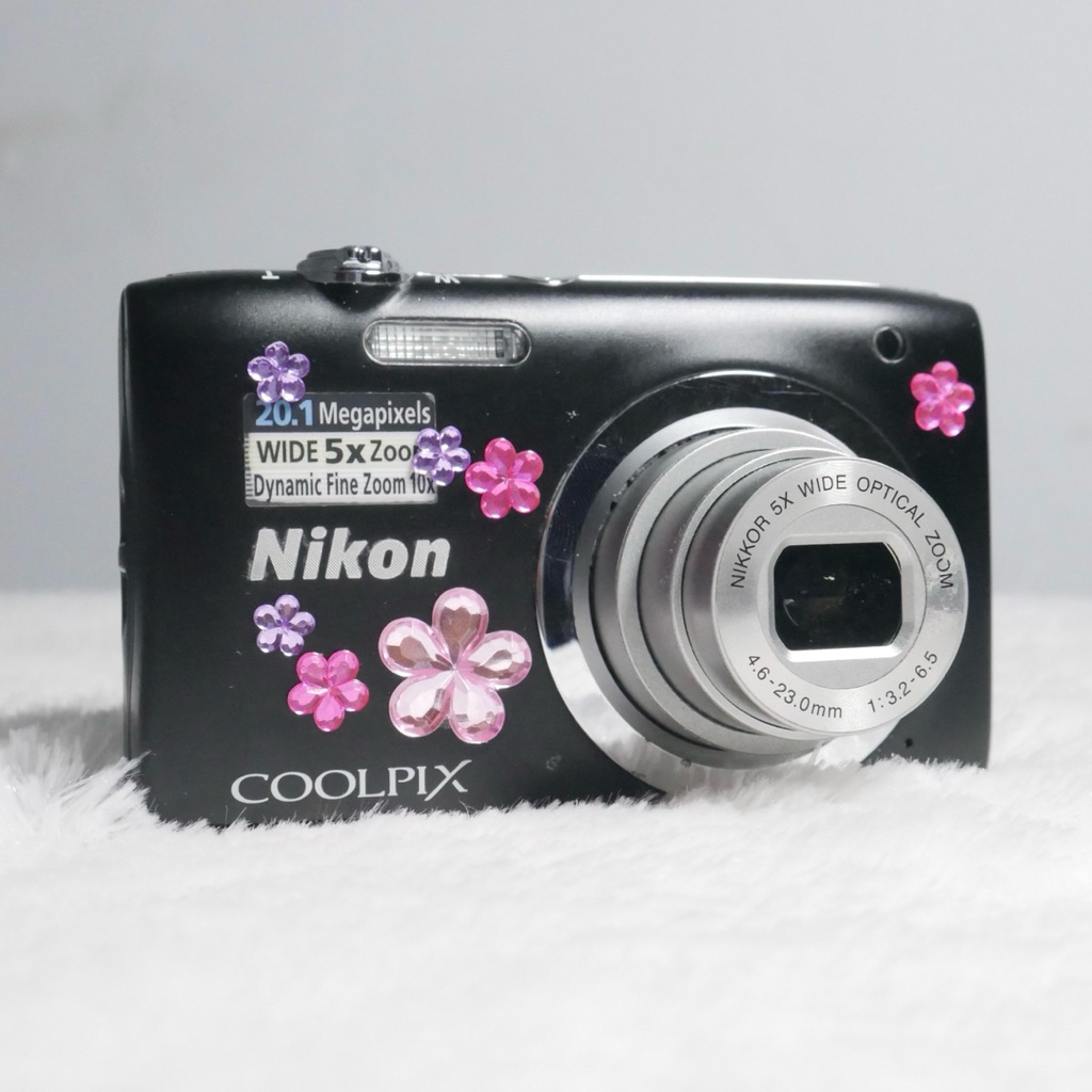 nikon coolpix A100 digicam