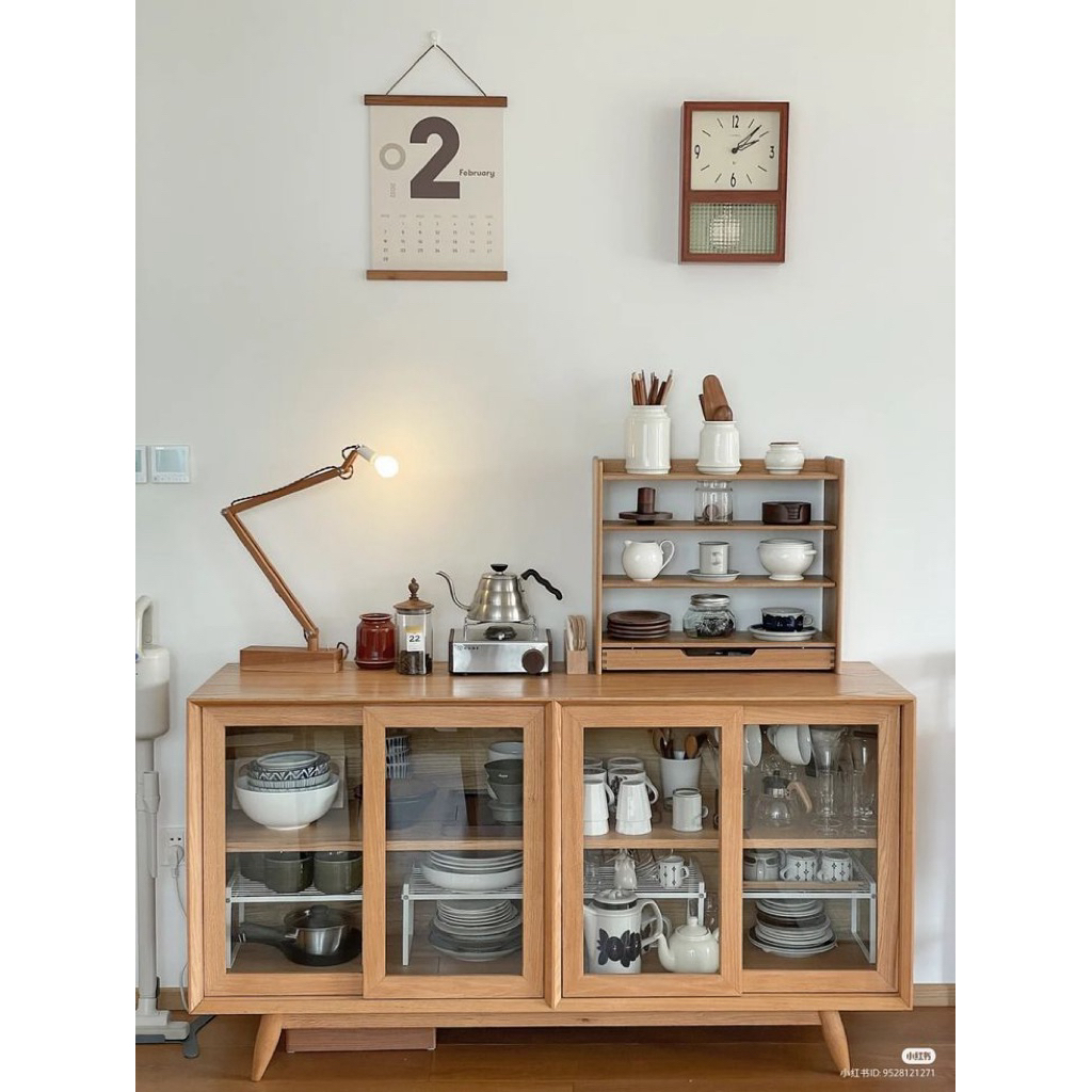 Buffet Dapur Kayu Kaca 3 Pintu Model Skandinavian – Lemari Peralatan Makan & Display Cupboard | Buff