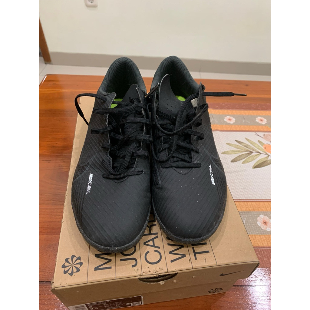sepatu futsal NIKE MERCURIAL VAPOR 15 CLUB IC BLACK