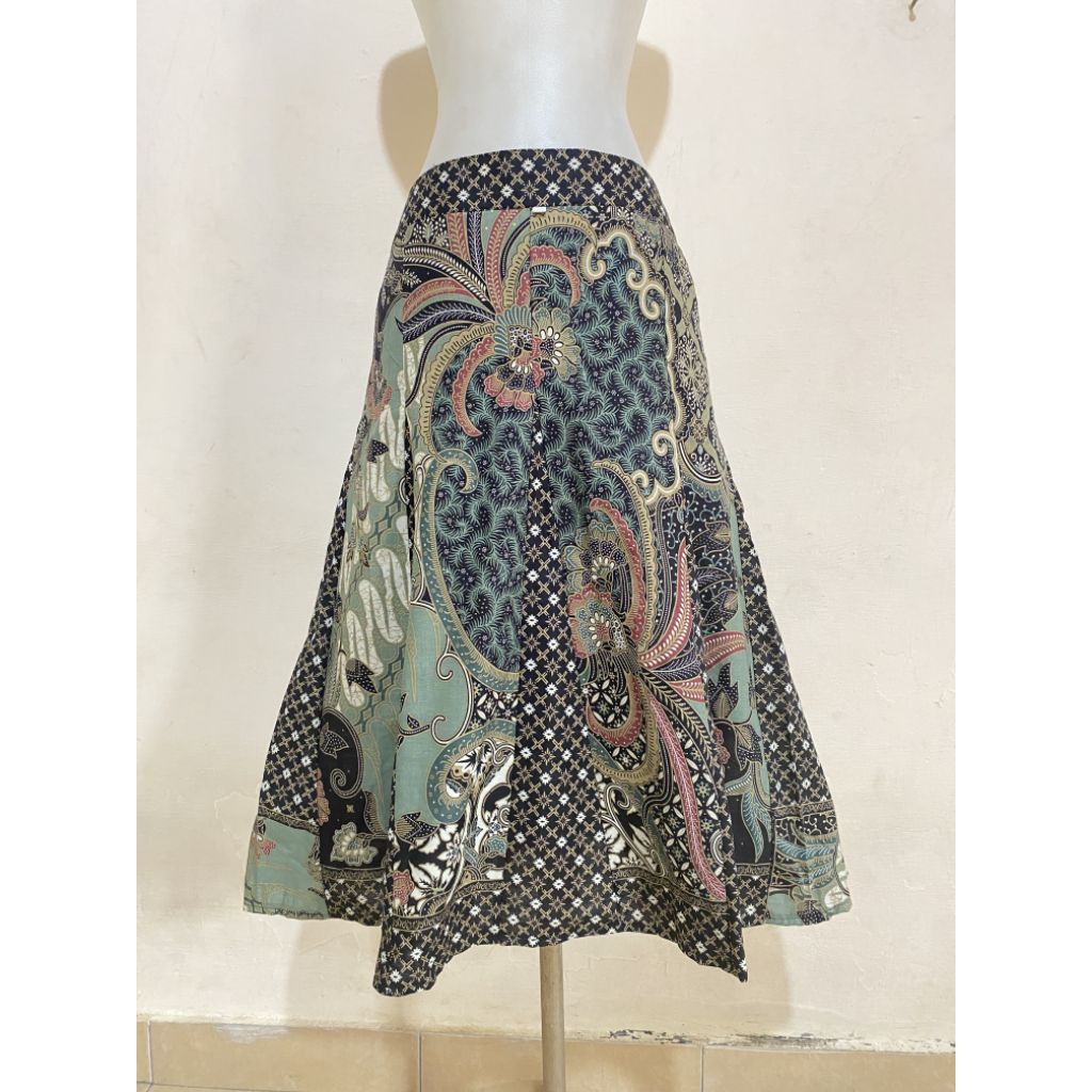 Bawahan wanita rok batik pendek 7/8 model pecah8,kembang payung terlaris