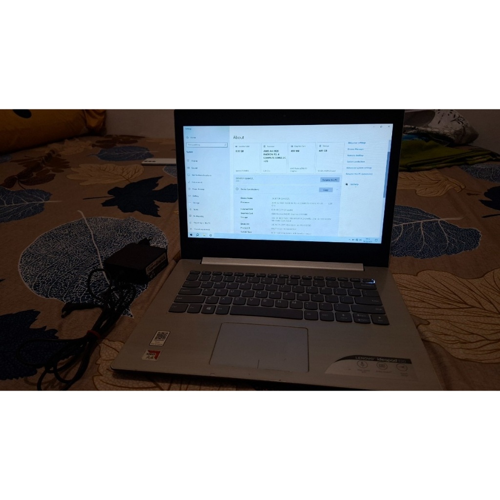 Lenovo Ideapad 320 AMD A4-RAM 8GB / SSD 256 GB / HDD 512 GB
