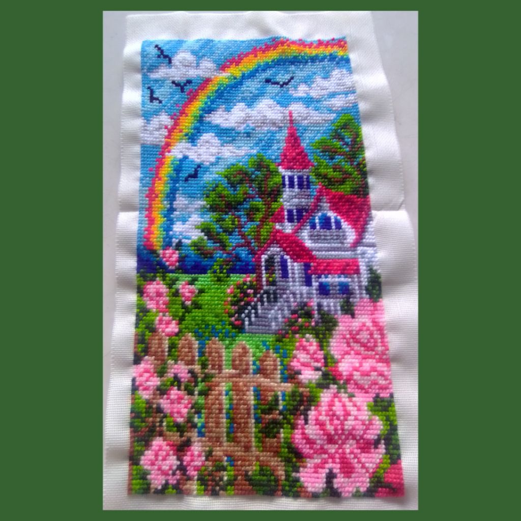 Hiasan kristik sudah jadi