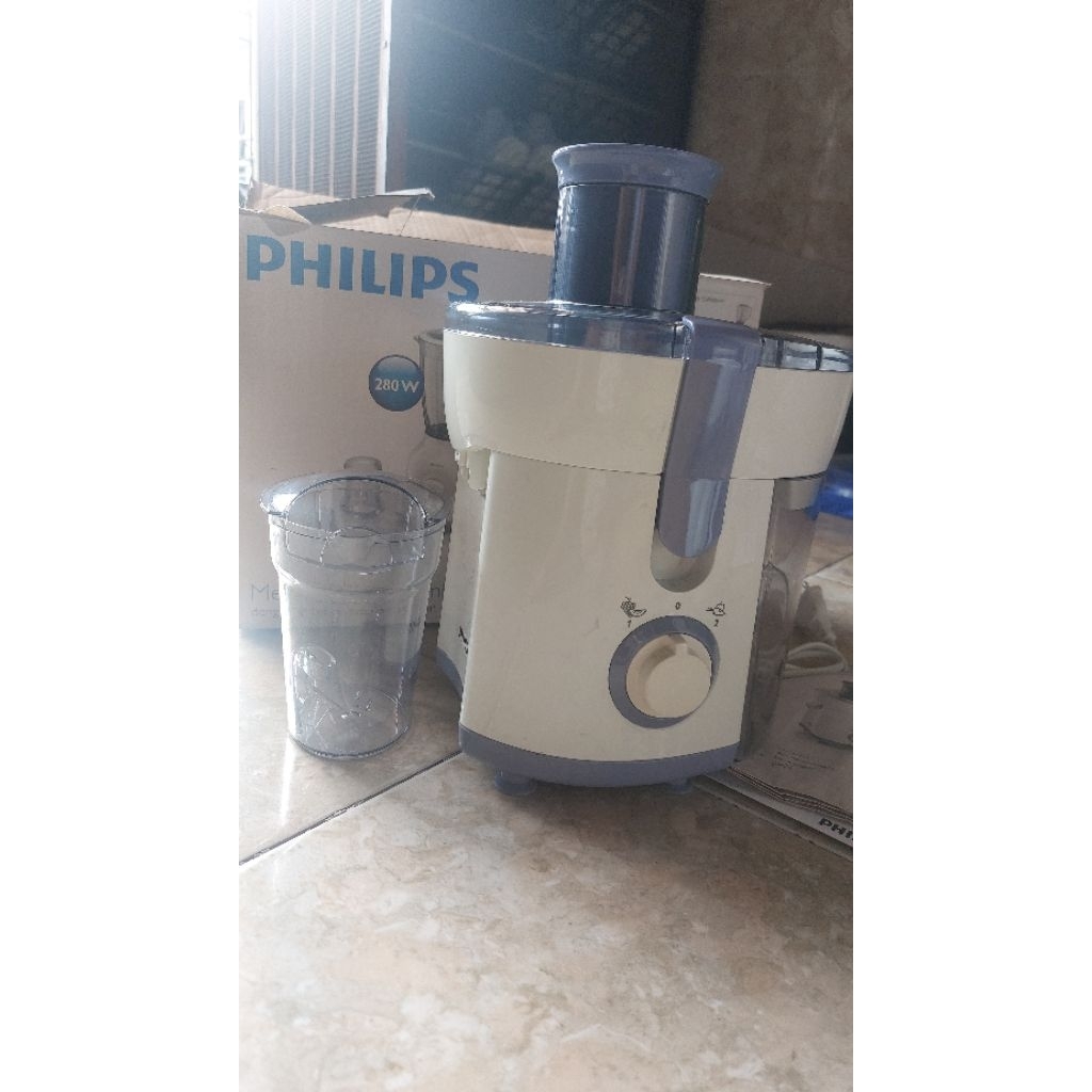 Preloved Juicer Philips HR 1811