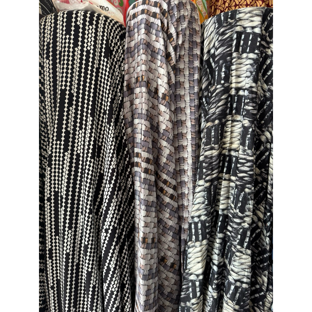 kain katun rayon motif abstrak lembut adem bahan baju dres,blus,tunik,dll-harga per 50cm