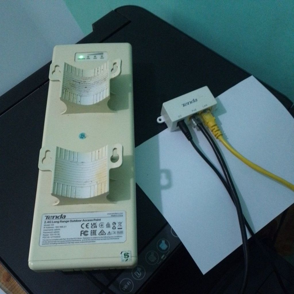 TENDA 03 bekas normal (nembak wifi 5 km)