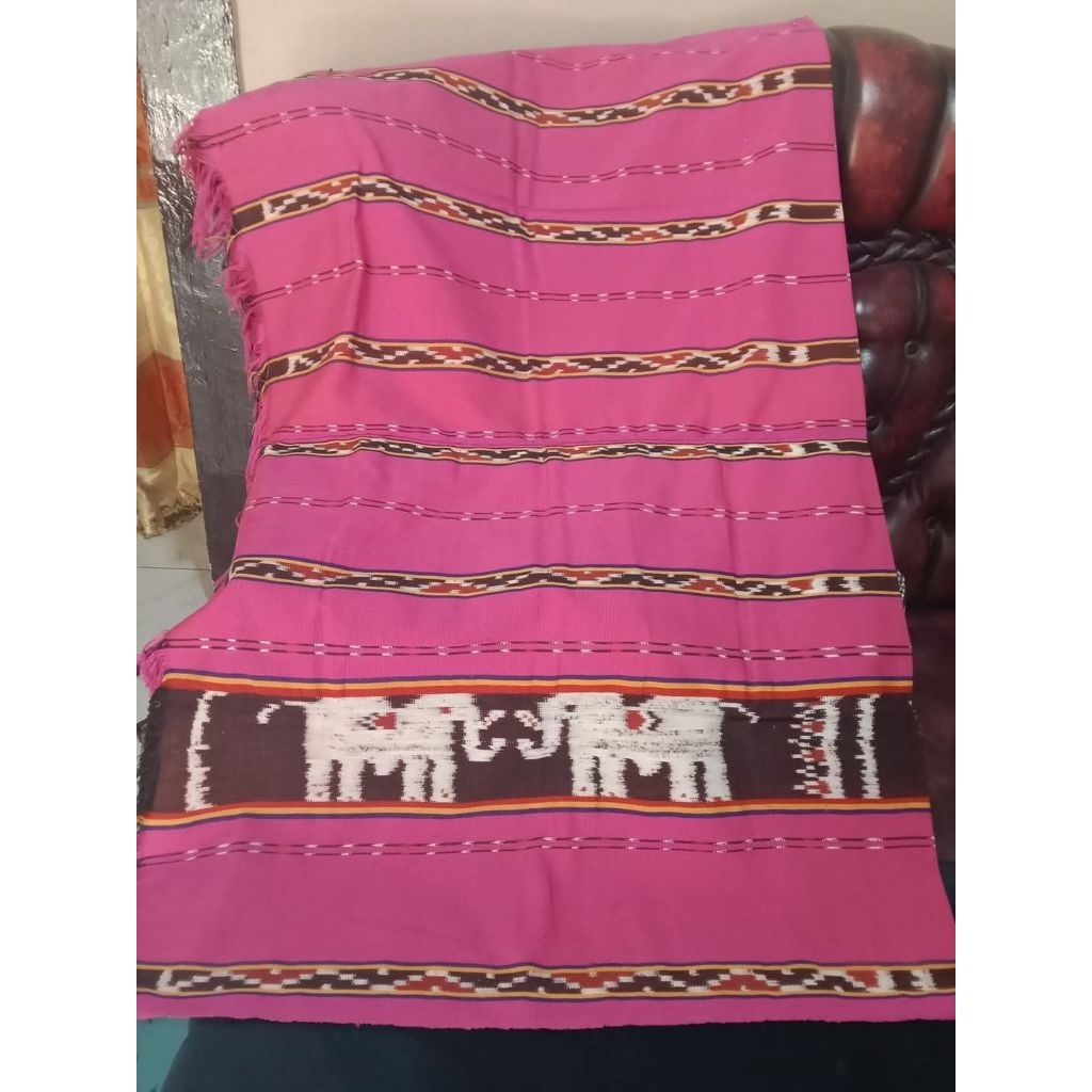Kain Tenun asli Alor - NTT