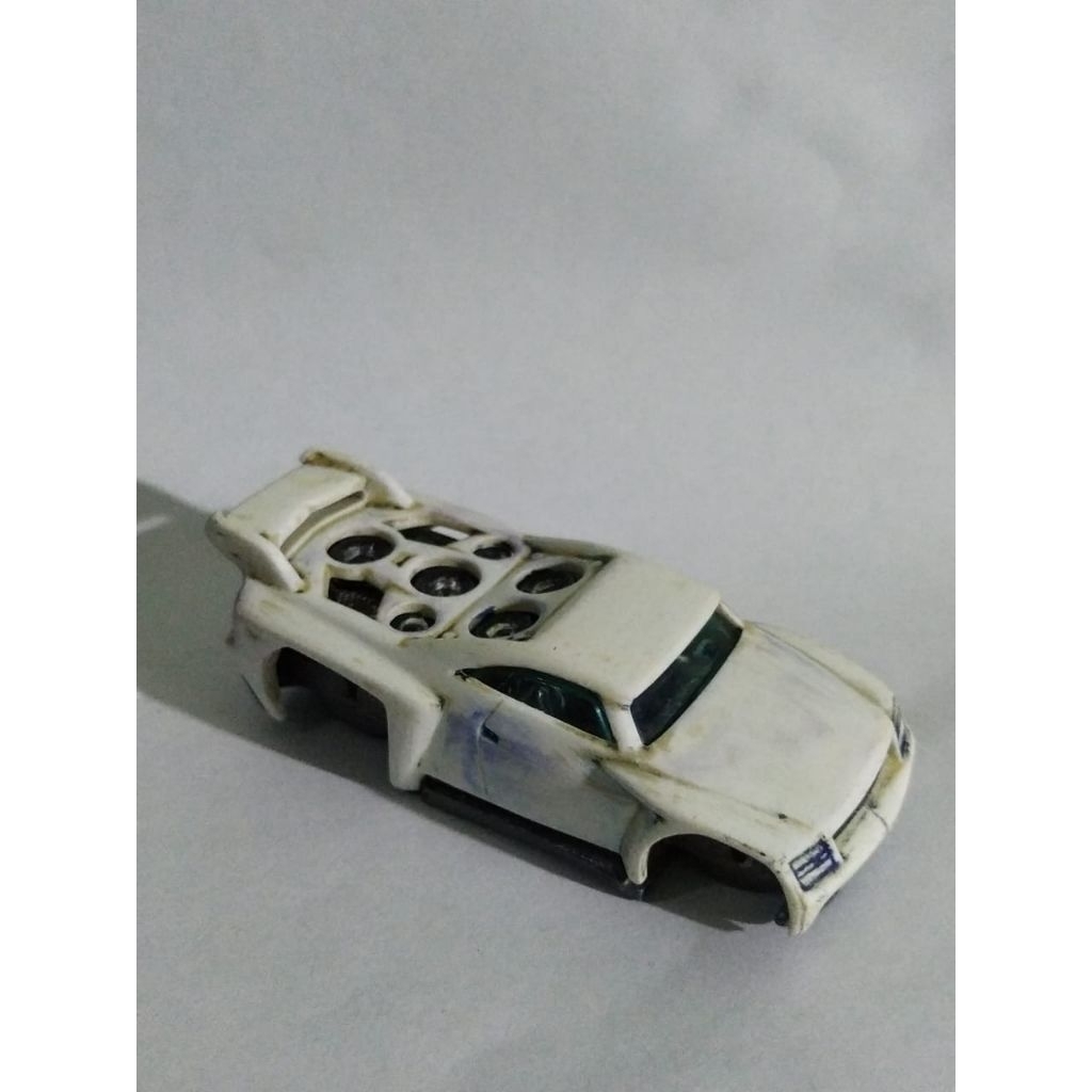 Hotwheels Bassline Loose Junk Bahan Race