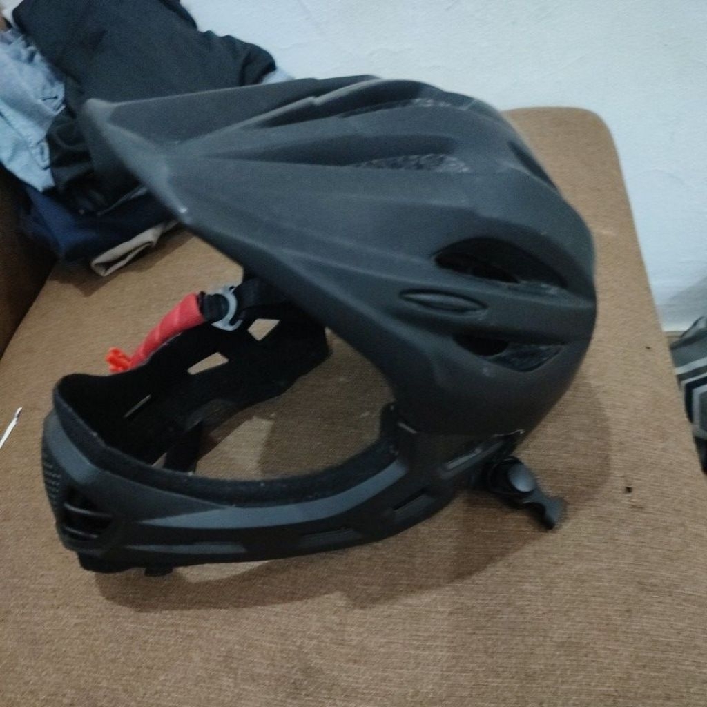 Helm pushbike anak