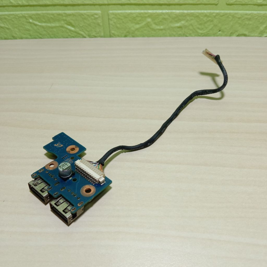 Switch on off Original Laptop Samsung NP300 NP300E NP300E4C NP300E4X NP300E4Z