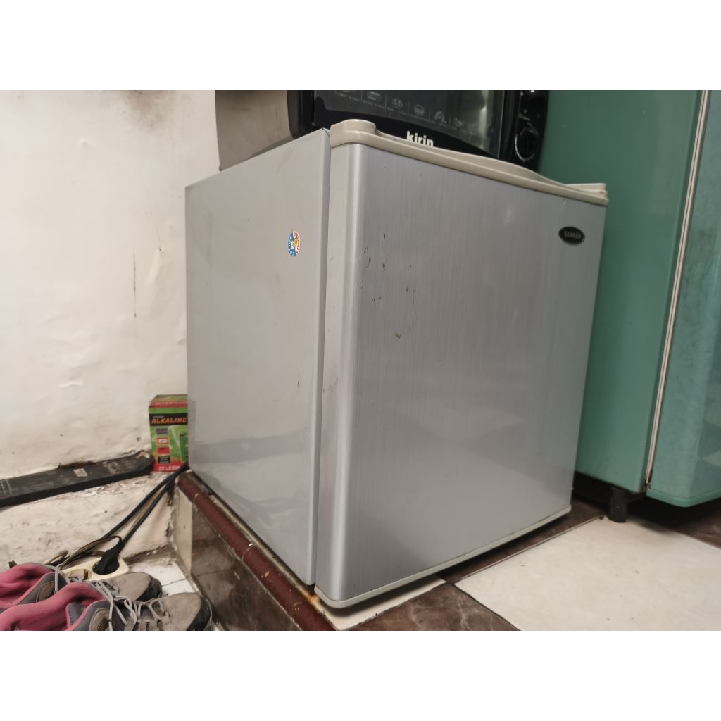 sewa kulkas kecil