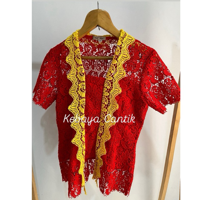 Kebaya Kutu Baru Brokat Premium Preloved Size M