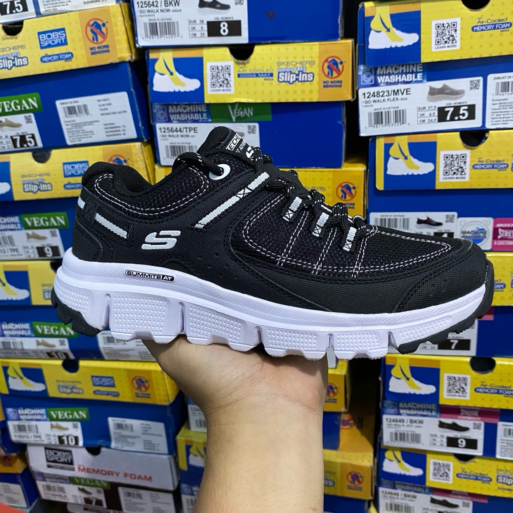 (size 36 & 40) SEPATU SKECHERS STAMINA AT-ARTISTS BLUFF BLACK