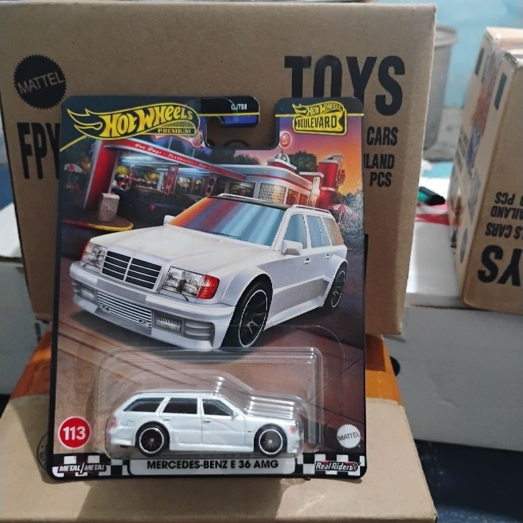 Hot wheels Mercedes Benz E 36 AMG
