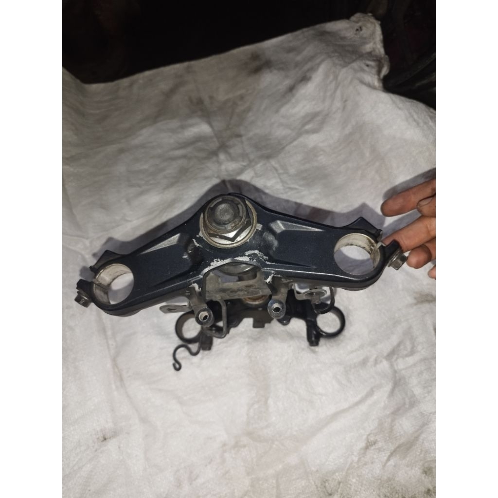 segitiga atas bawah set CBR LED 150R facelift 2017