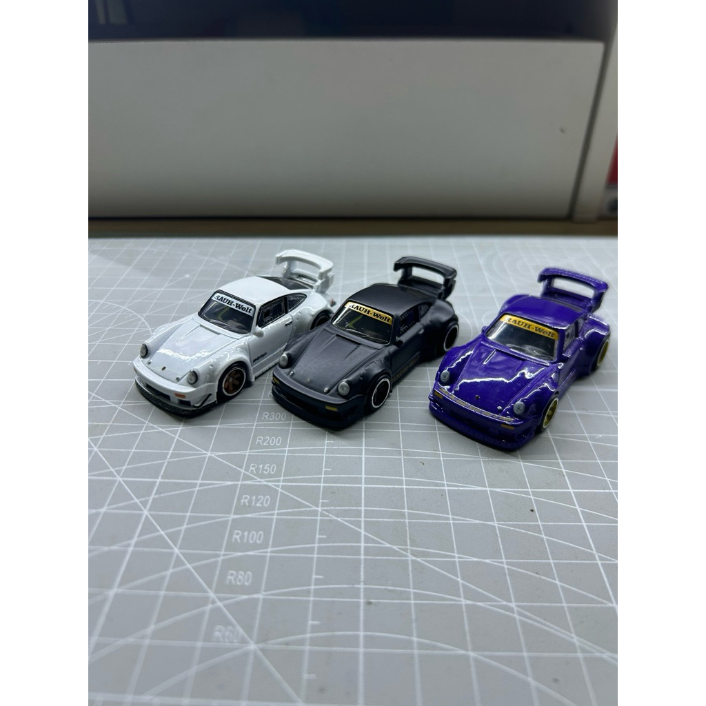 Hot Wheels Premium Loose Mulus