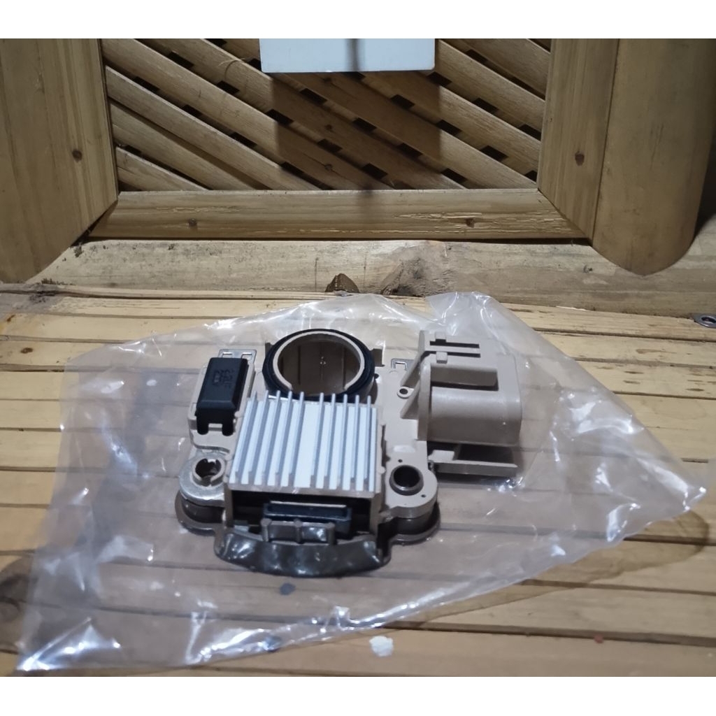 IC ALTERNATOR XTRIL T30 SERENA C24