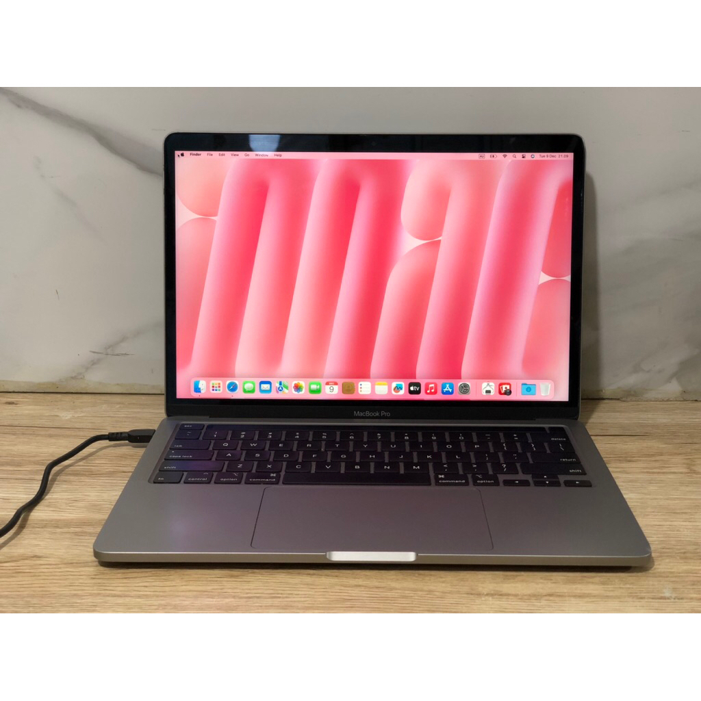 MACBOOK PRO TOUCHBAR  13 INCH 2020 I5 RAM 16 SSD 1TB OS SEQUOIA