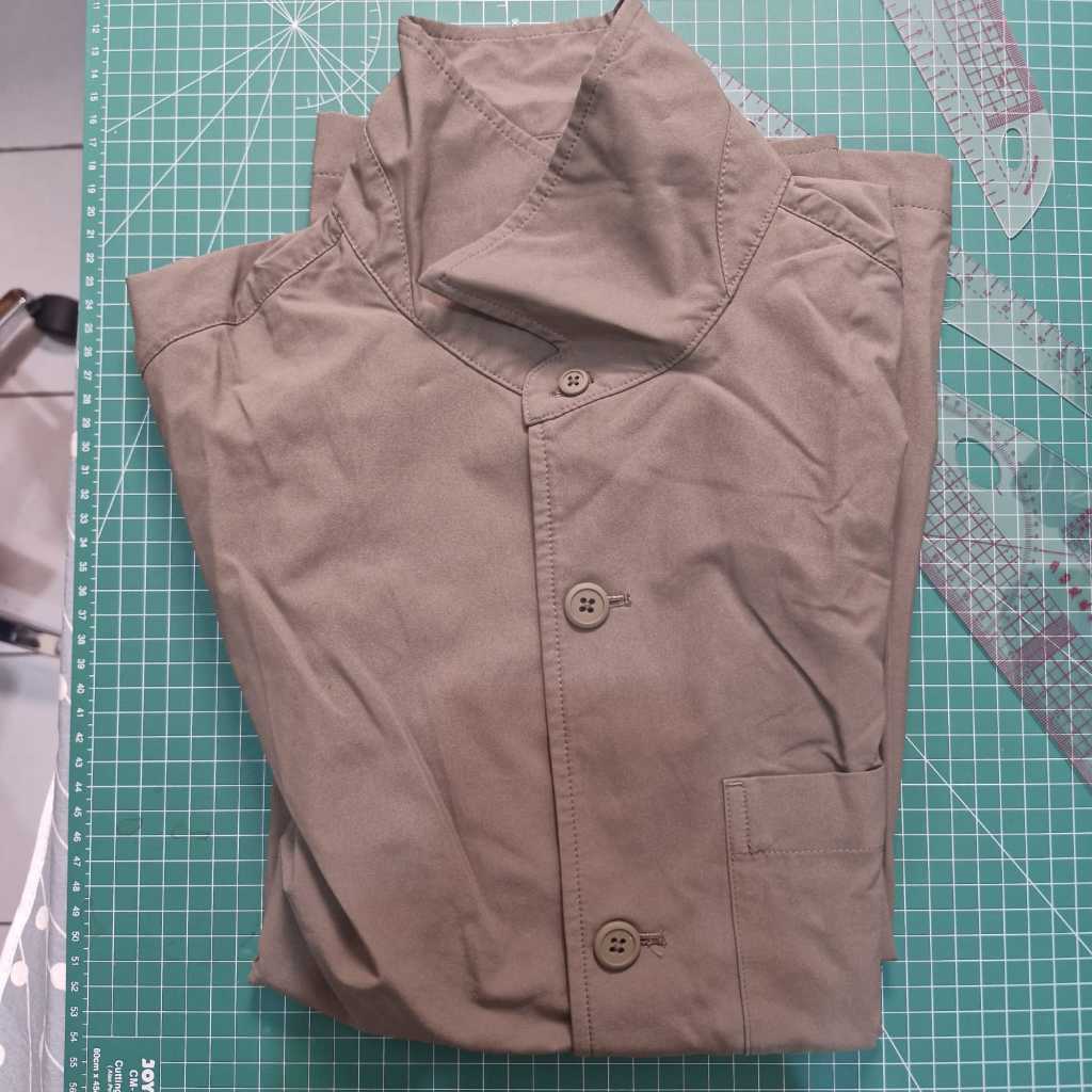 Kemeja Overshirt Airsense Ultra Light Jacket UNIQLO Second