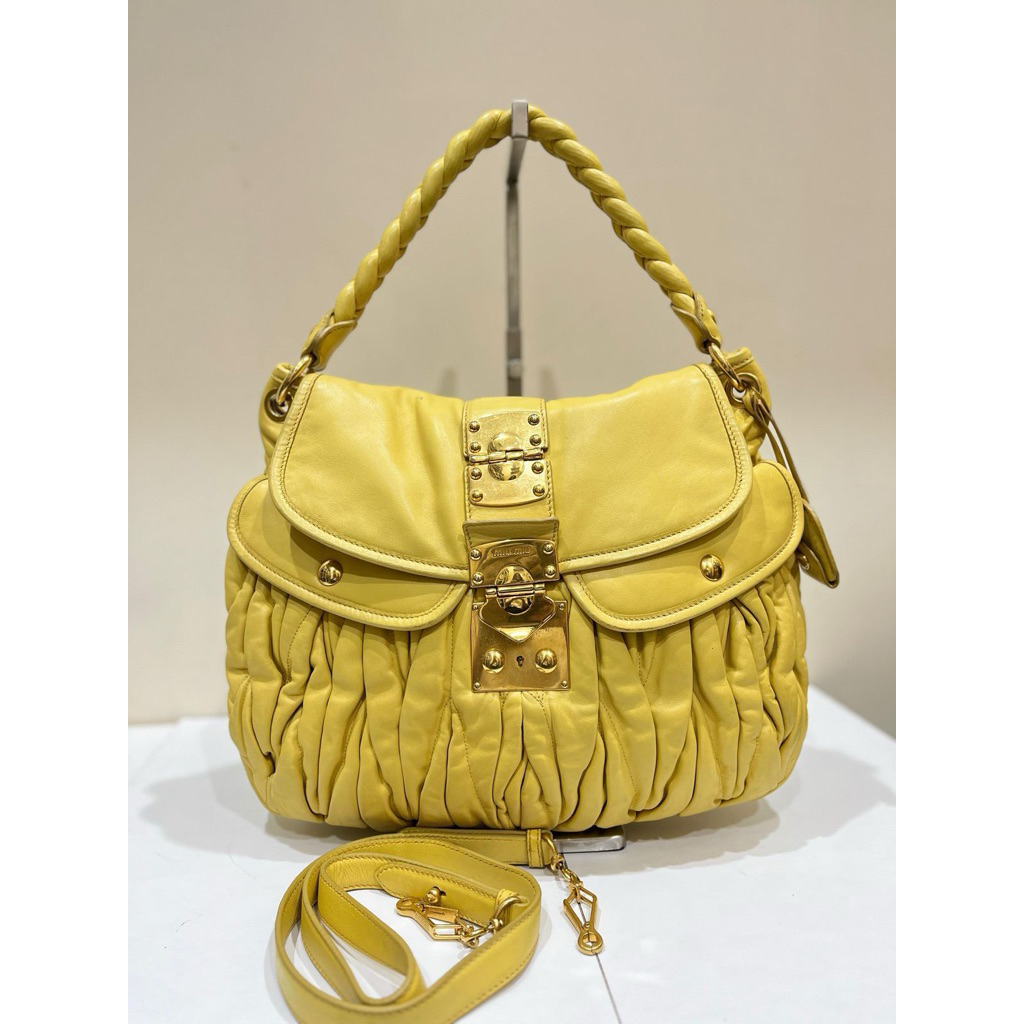 Preloved MiuMiu Coffer Matelasse with Strap