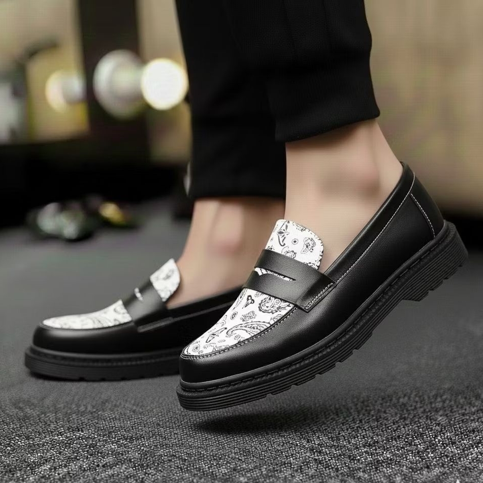 NYKRMN - Sepatu Formal Pantofel Kerja Loafers Docmart Skena Pria Paisley Putih