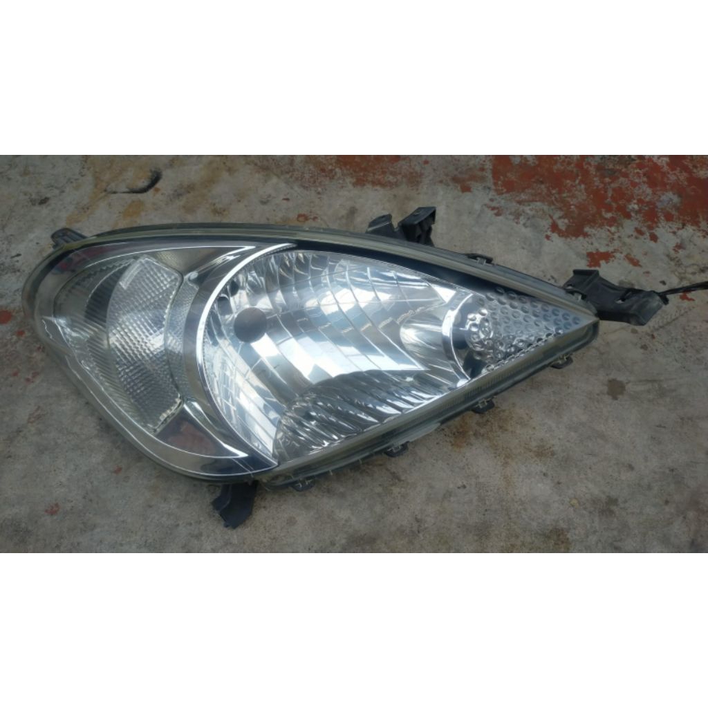Headlamp lampu depan Toyota Innova 2005-2010 Original