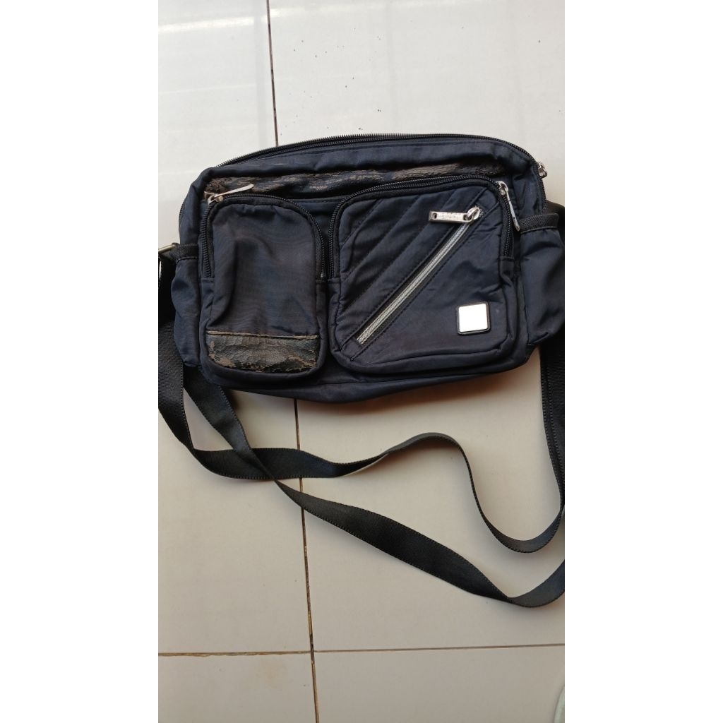 Tas selempang pria genova minus