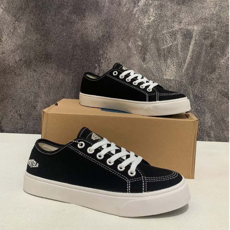 Sepatu Ventela Alpha BLACK WHITE Sneakers Pria Wanita Original 100%