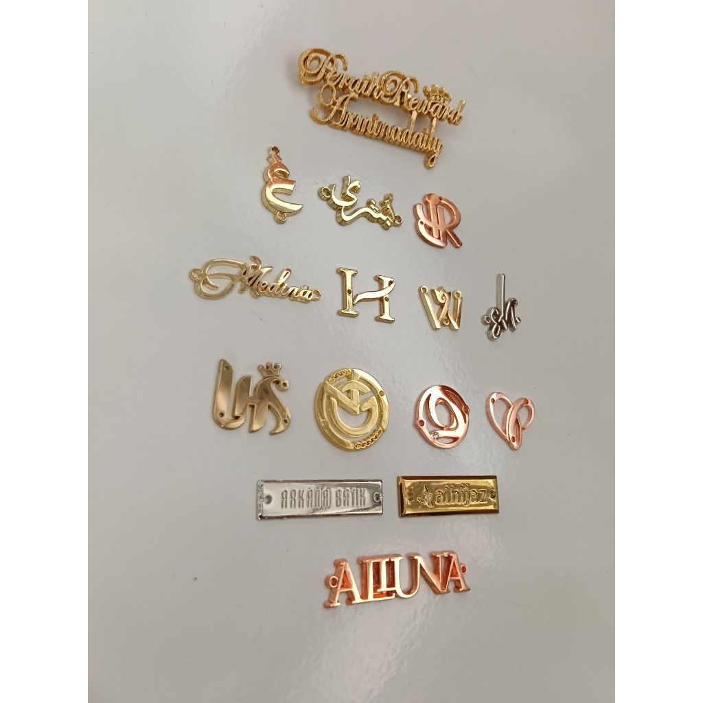 custom label plat logam alloy-plat label hijab logam premium-label plat fashion ,label tas-label top