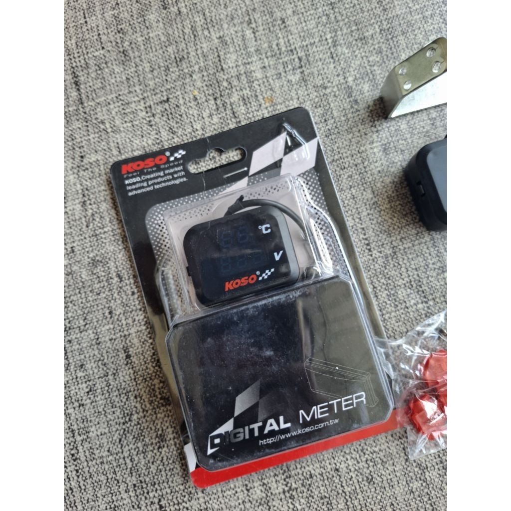 VOLTMETER KOSO 3IN1 USB CHARGER TEGANGAN SUHU