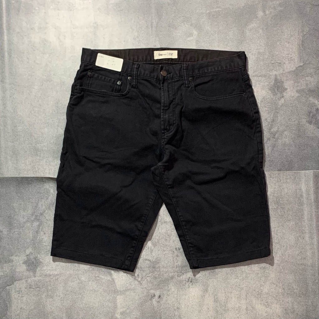 Celana Pendek GAP