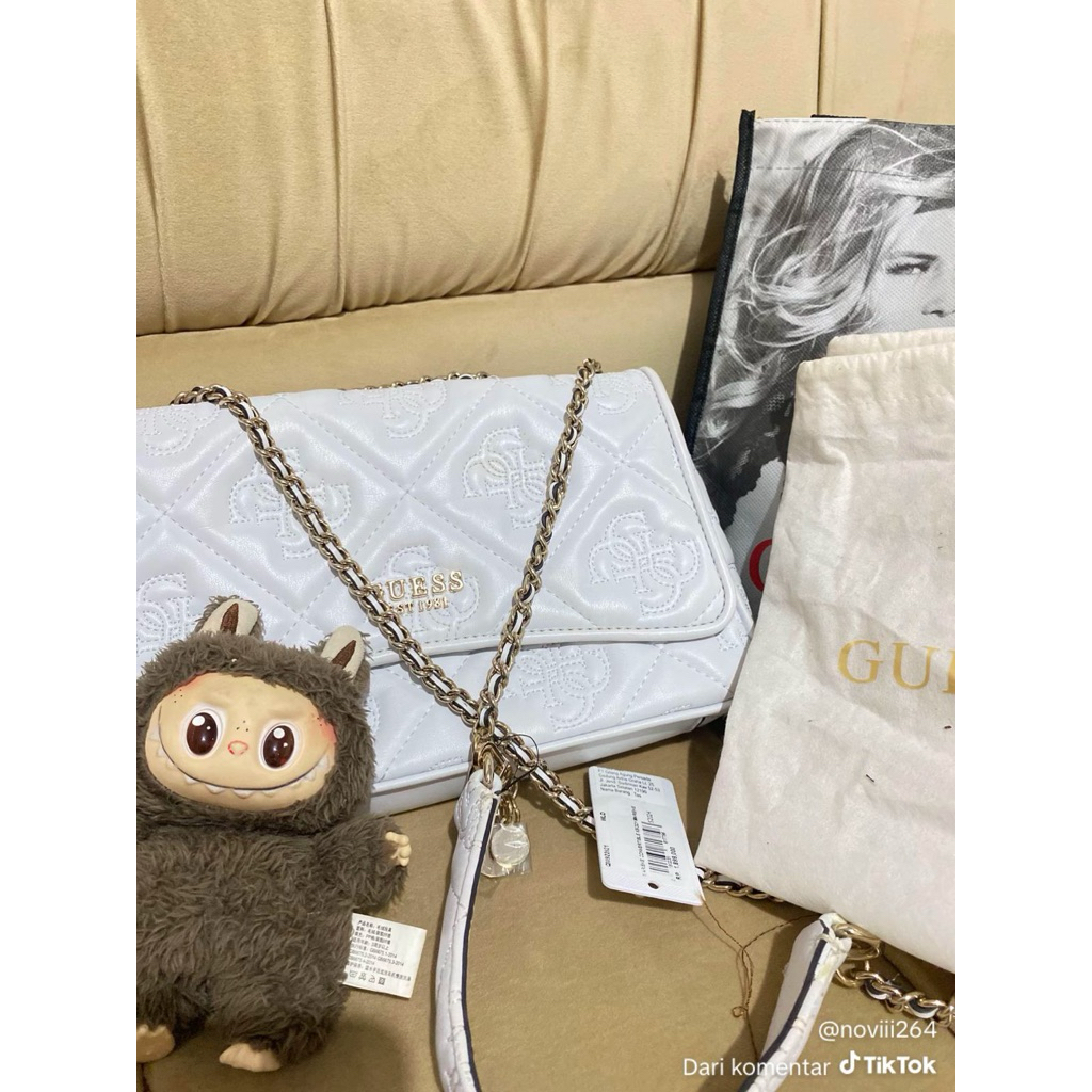 PRELOVED TAS GUESS like NEW