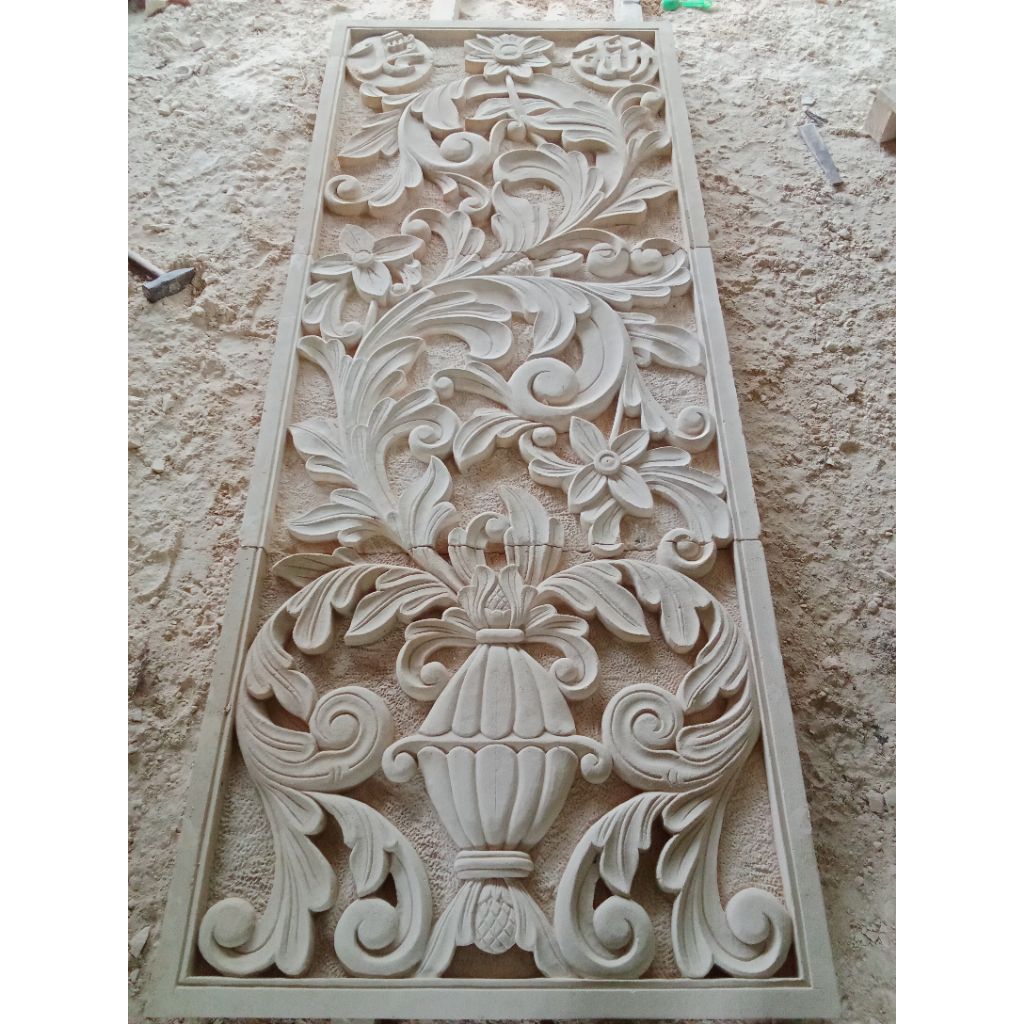Hiasan dinding relief ukir batu alam motif klasik