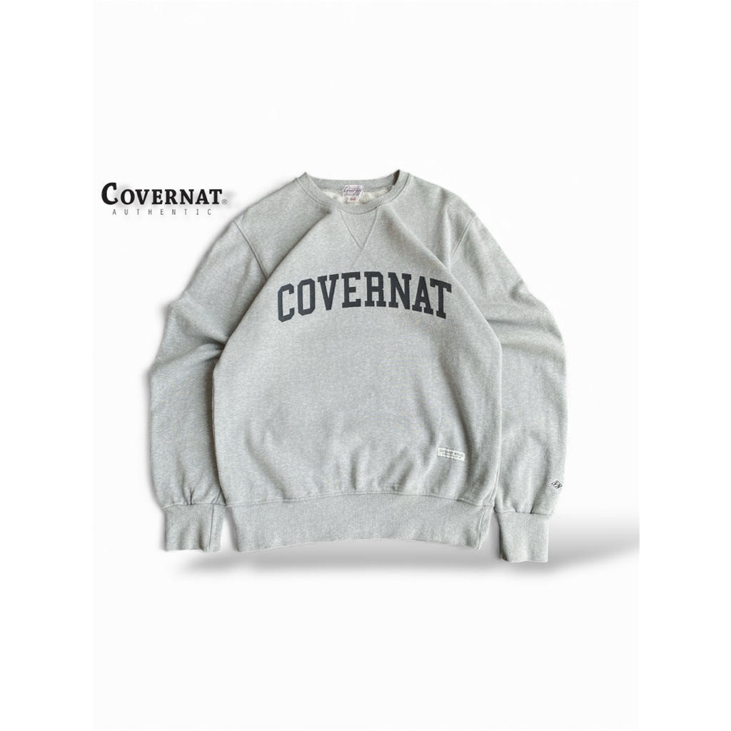 sweatshirt leher bundar Covernat abu-abu dengan logo cetak