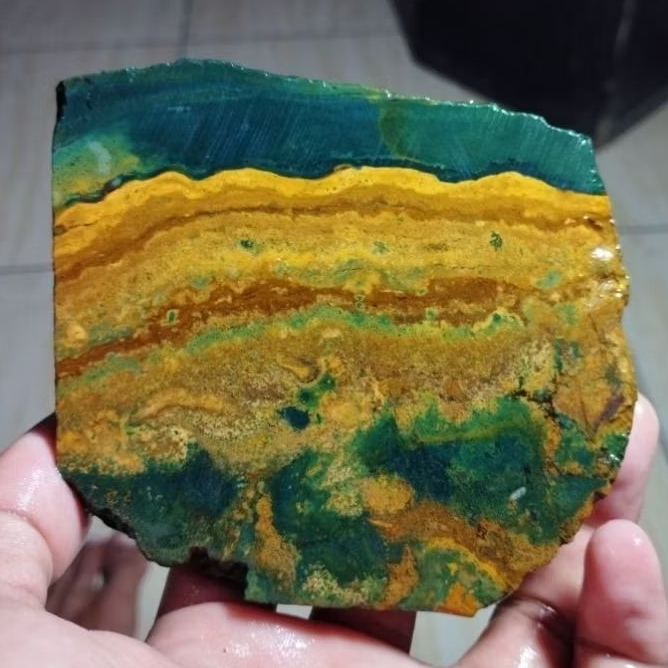 suiseki batu alam bahan batu akik lempengan jasper nogosui nagasui kuning gading motif super natural