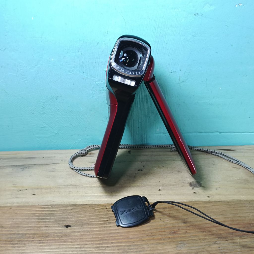 camcorder sanyo xacti