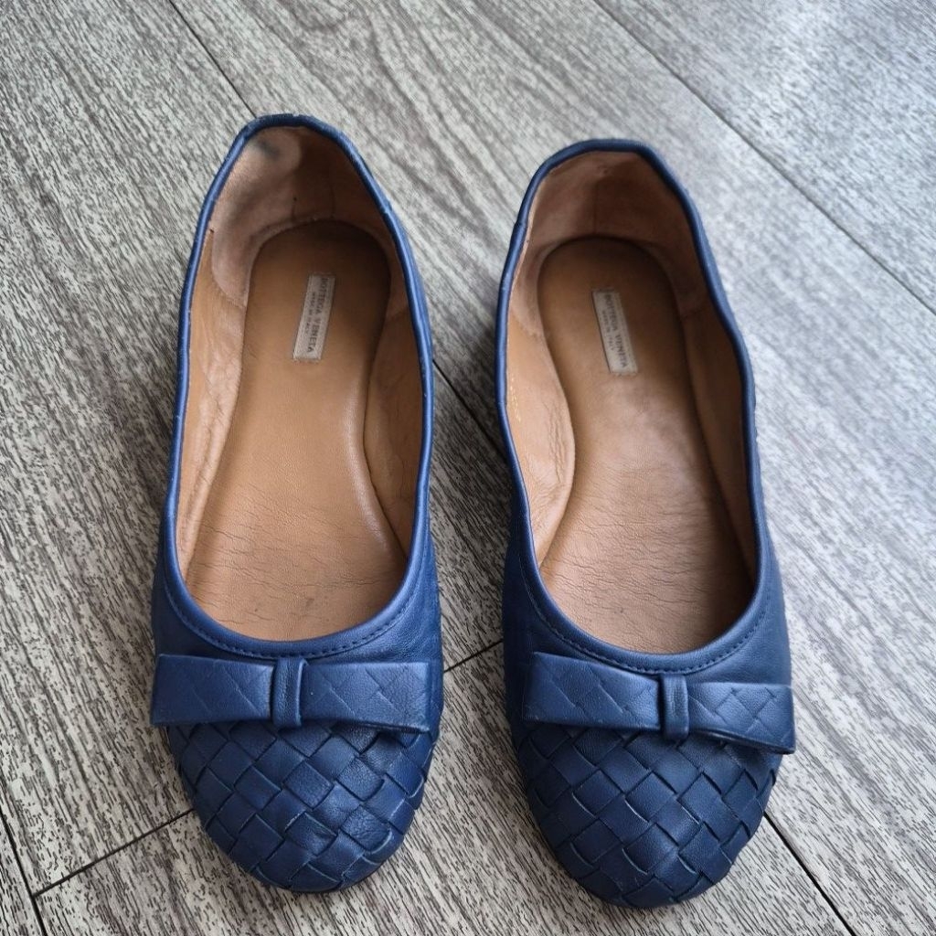 Sepatu flatshoes Bottega V preloved