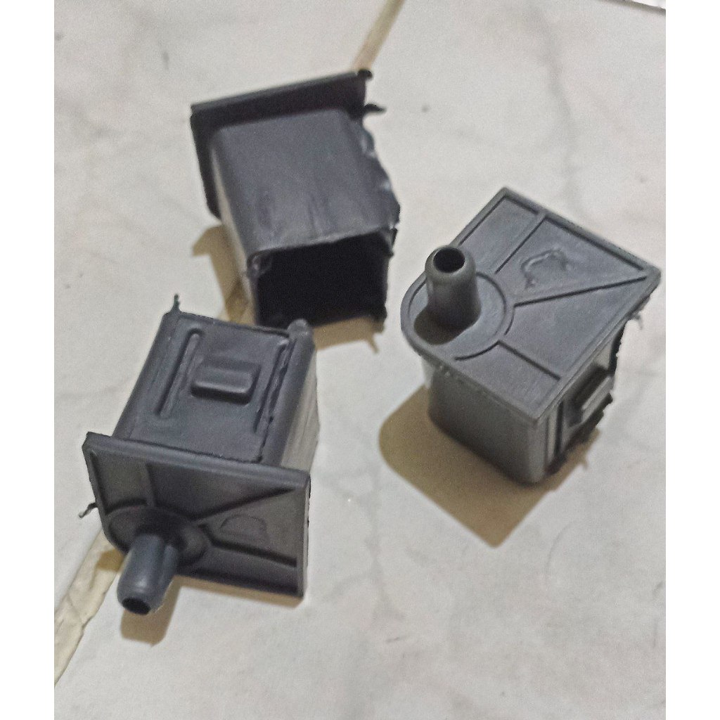 Engsel Part Lemari Plastik Part Kurang Harga Satuan