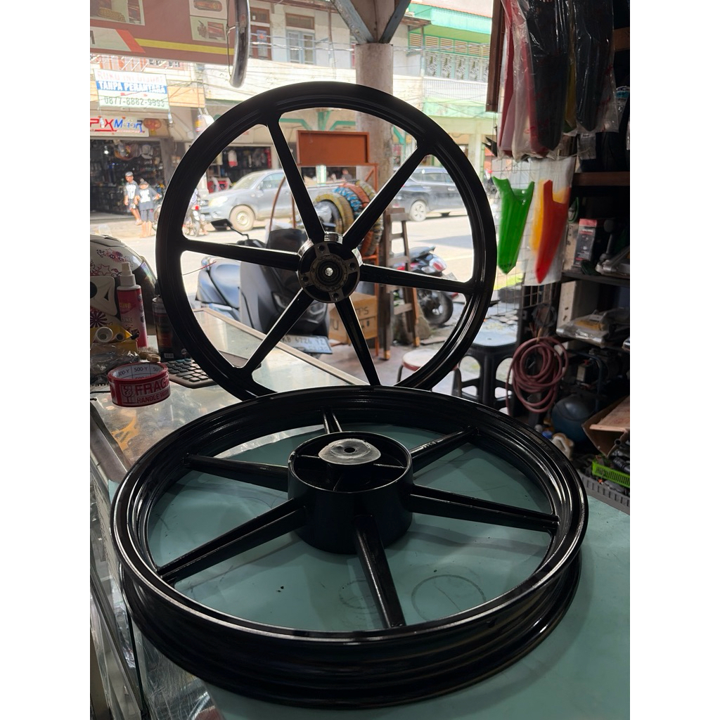 velg racing kaze 140/160-17