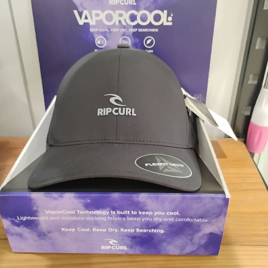 Topi Volcom Flexfit Delta Black