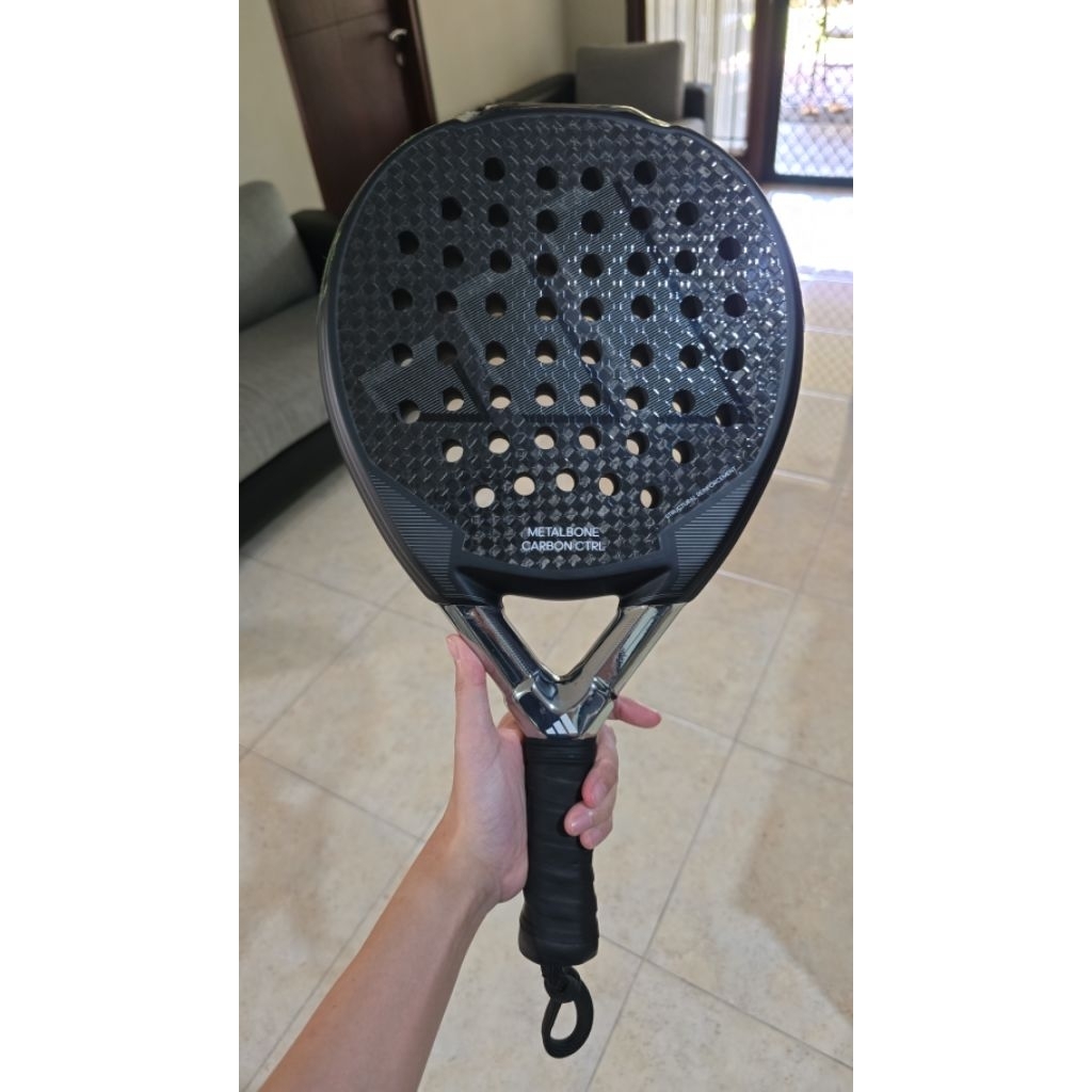 Adidad Metalbone Carbon CTRL 3.3 2024