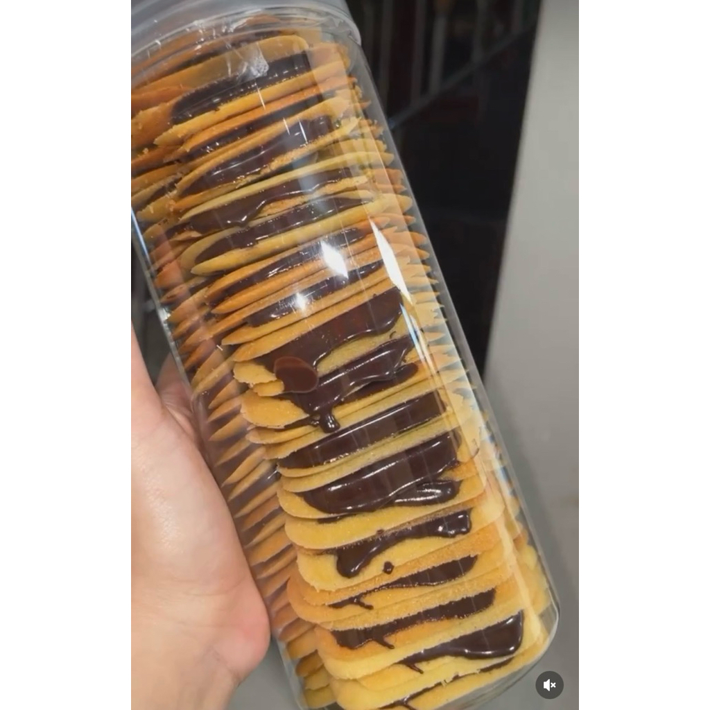 Lidah Kucing Nutella