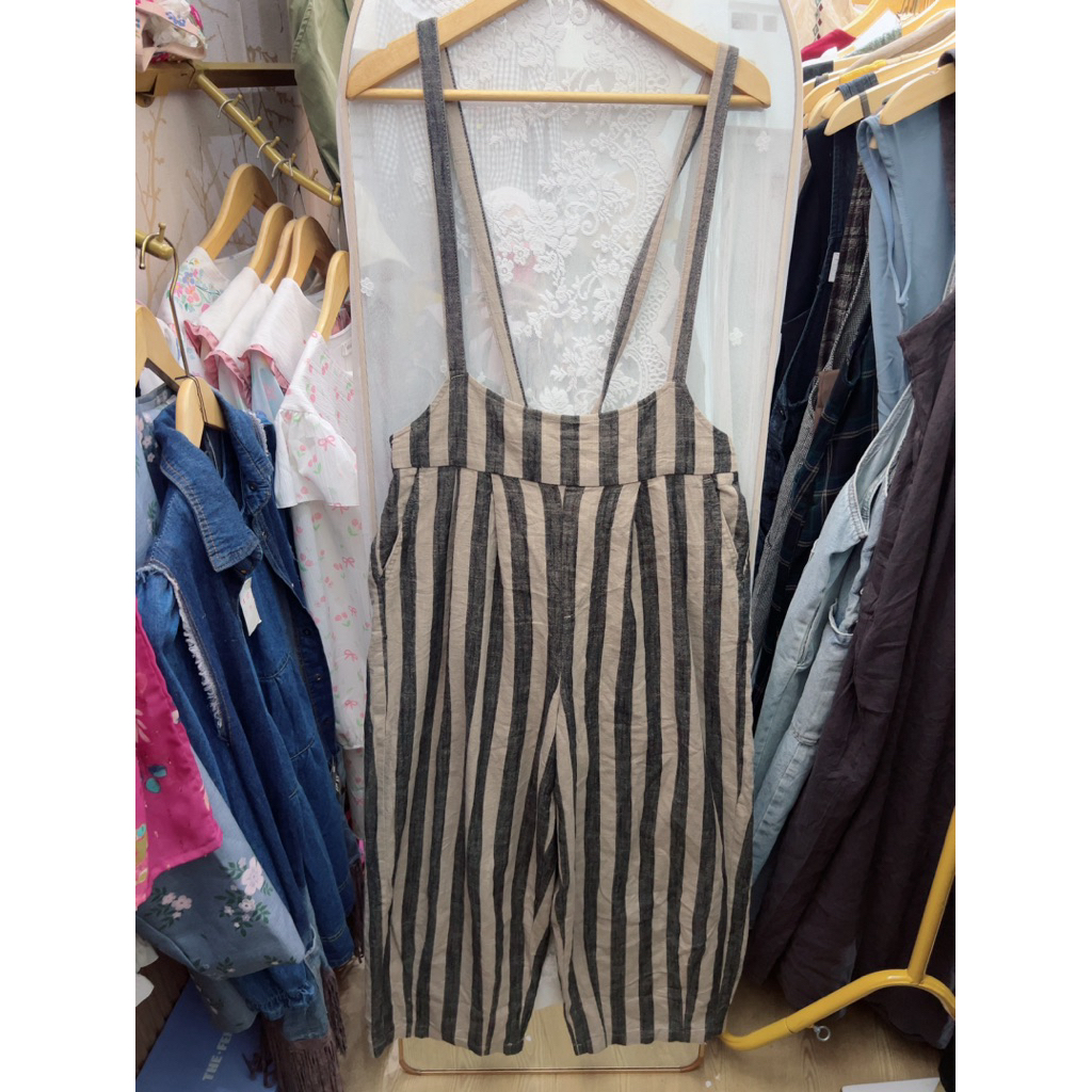 Jumpsuit / JP perut salur