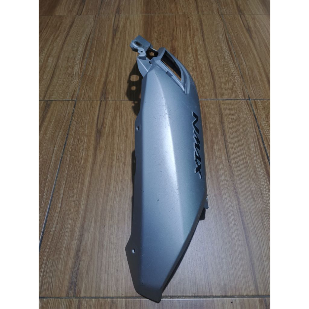 body belakang KIRI SILVER DOFF Yamaha NMAX new 2020 bekas ori