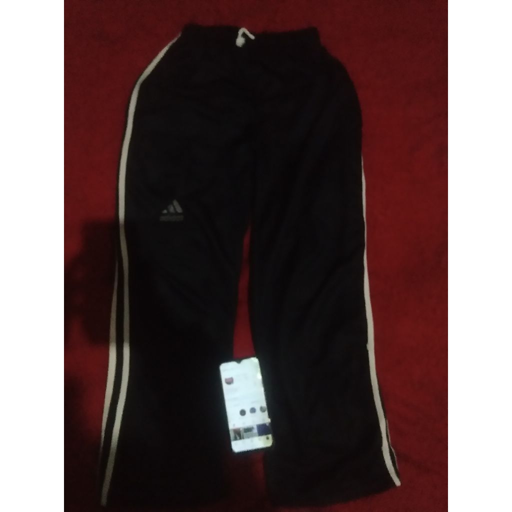 celana adidas