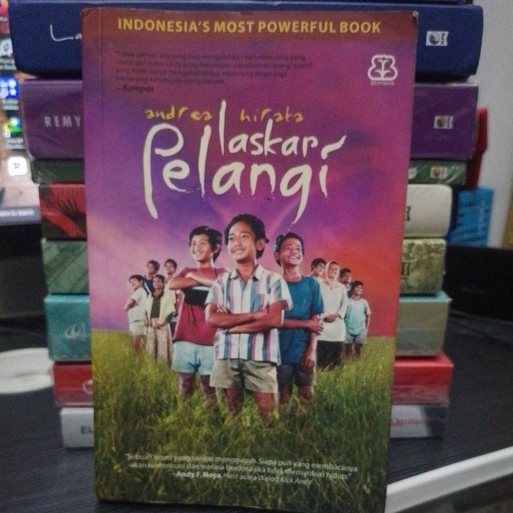 [PRELOVED] Laskar Pelangi by. Andrea Hirata
