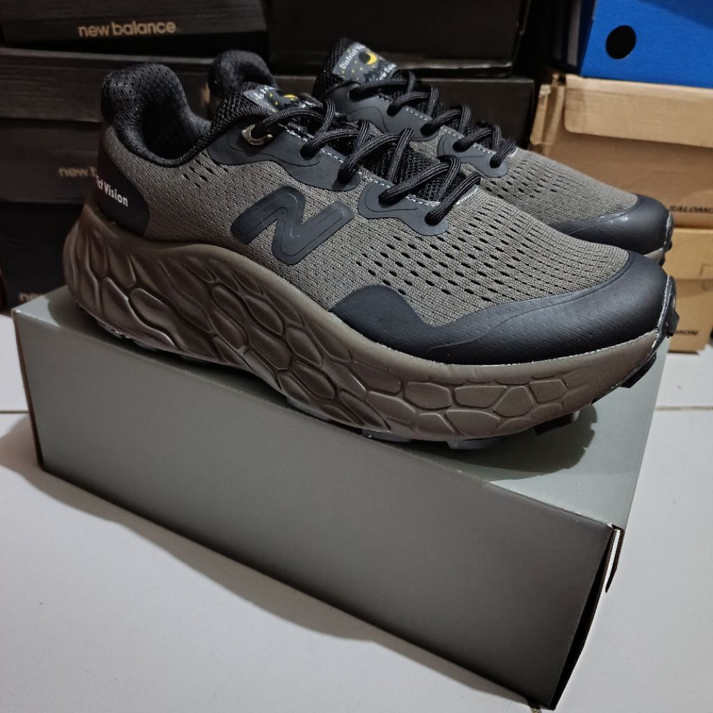 Sepatu_NbDistic Vision Fresh Foam Trail Size 43