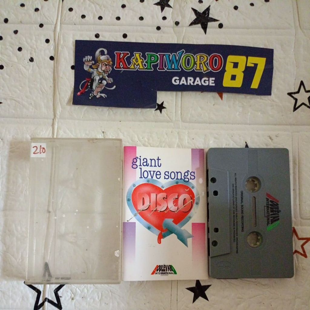 KASET PITA,,GIANT LOVE SONGS DISCO MIX