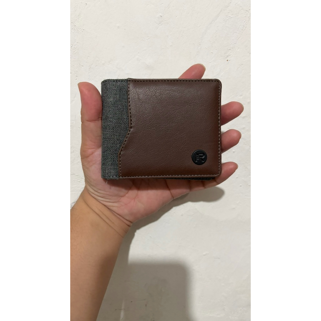 Jennifer Wallet Dompet Pria Bahan Kulit Canvas